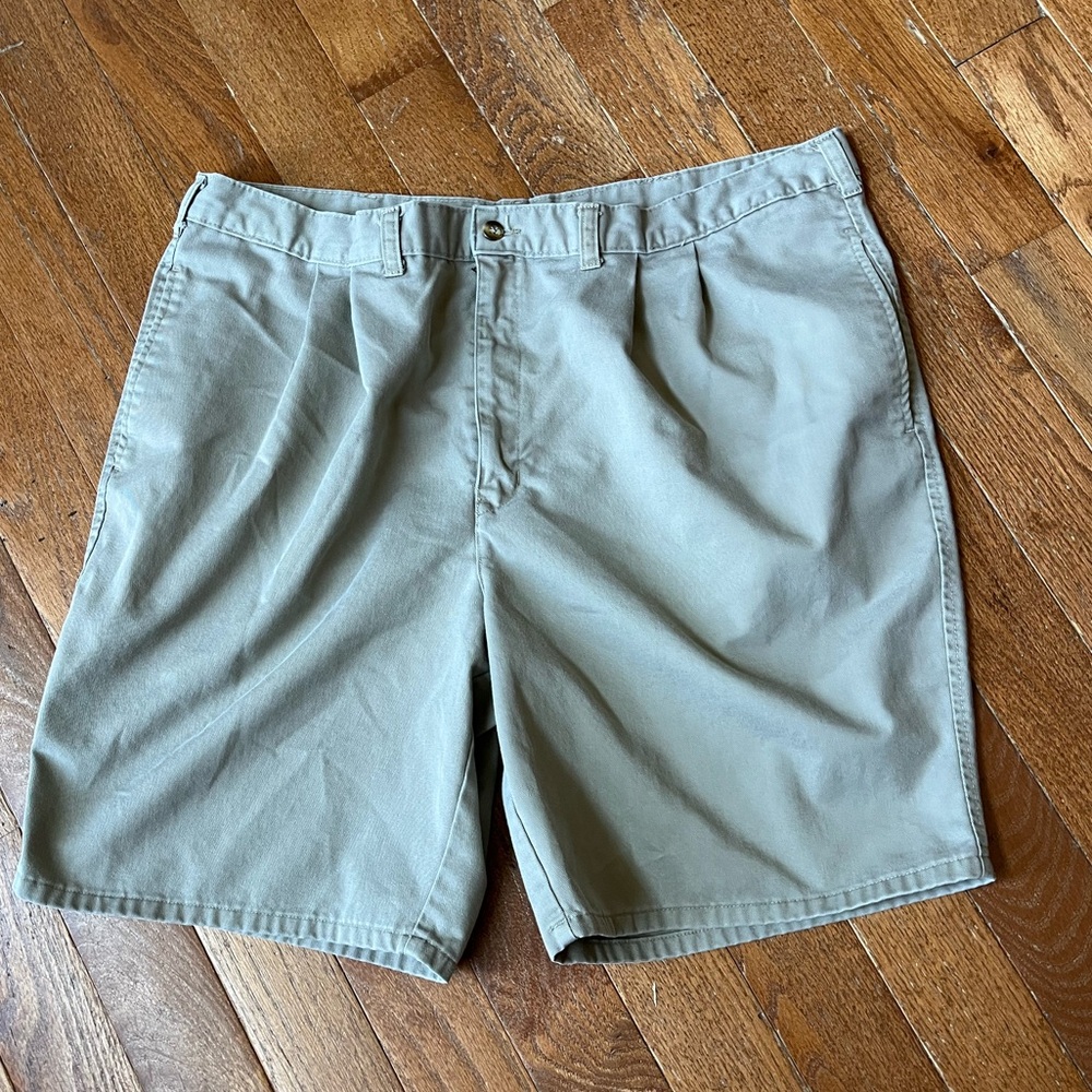 Casual Khaki Shorts, Size 38